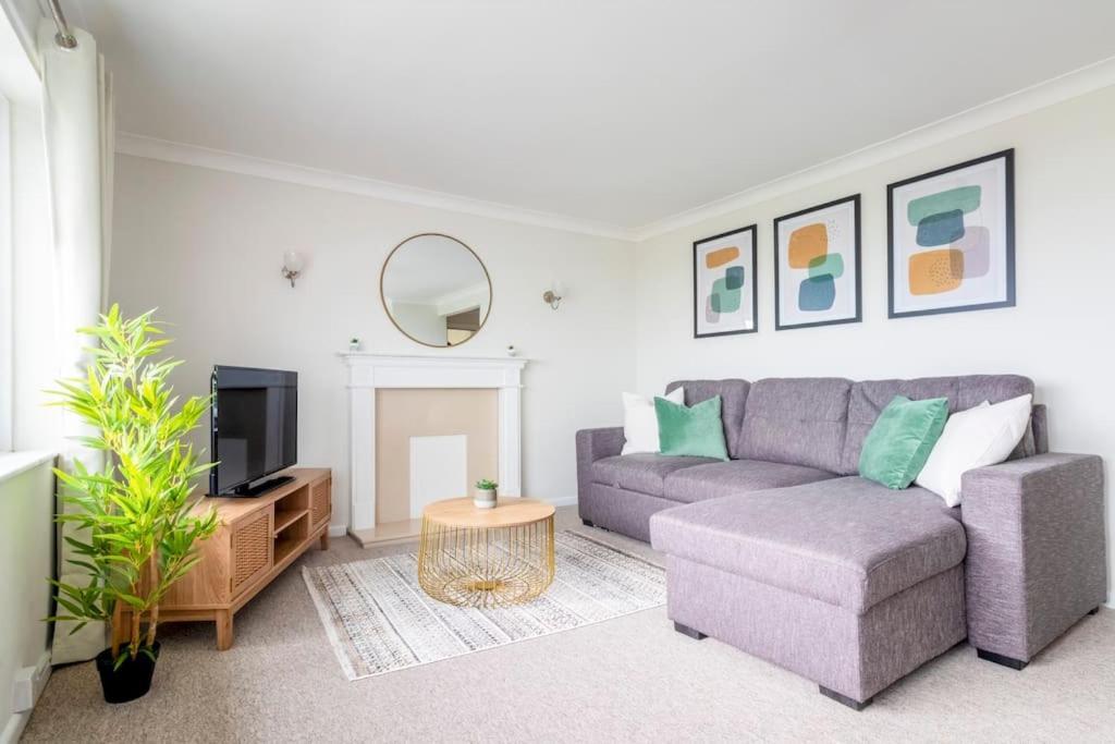 Panoramic Sea View Apartment Sleeps 4-Free Parking Bournemouth Exterior foto